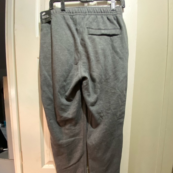 Nike sweatpants - Picture 6 of 10